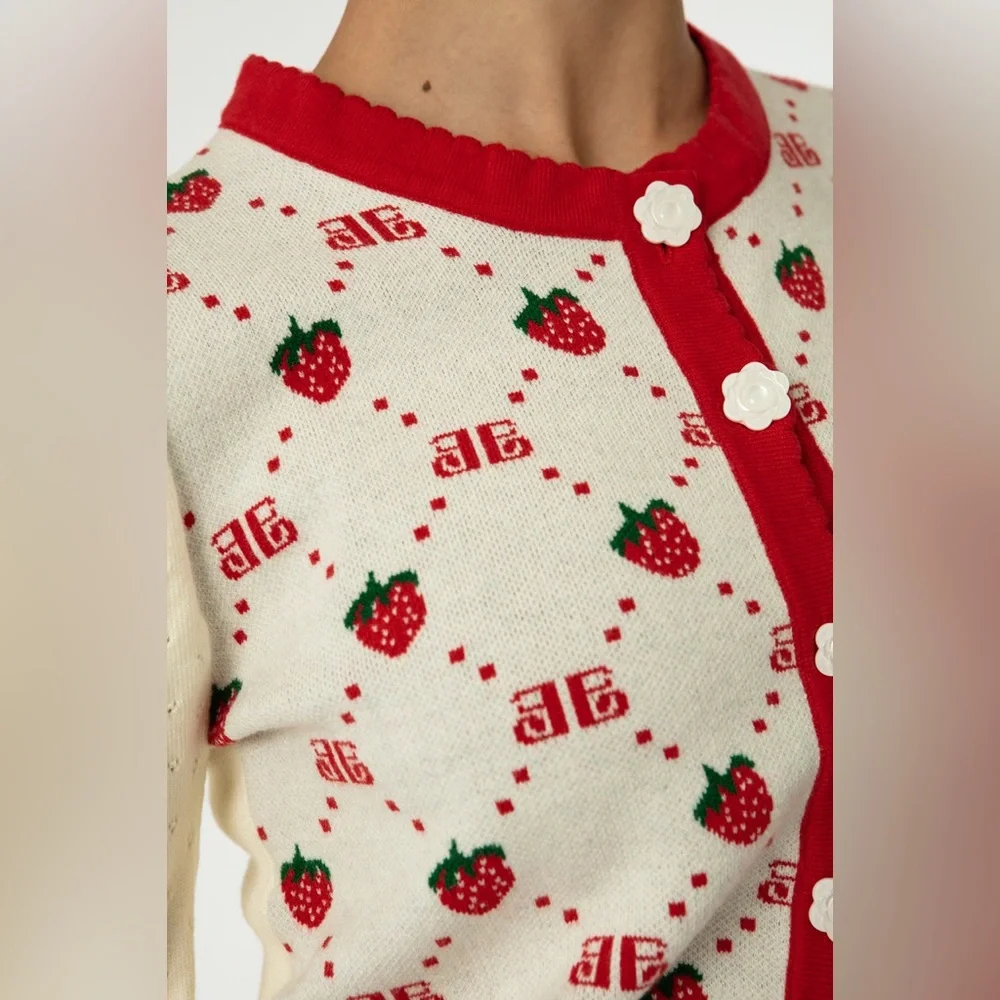EllandEmm NWOT Strawberry Monogram Cardigan in Cream and Red, Size S/M - Picture 12 of 14